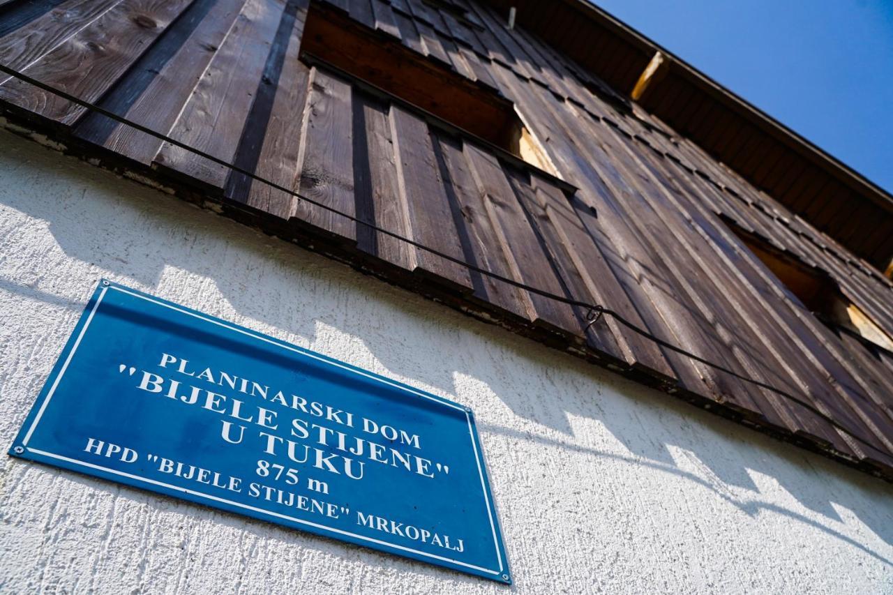 Planinarski Dom "Bijele Stijene" Mountain Lodge Tuk Vojni Εξωτερικό φωτογραφία