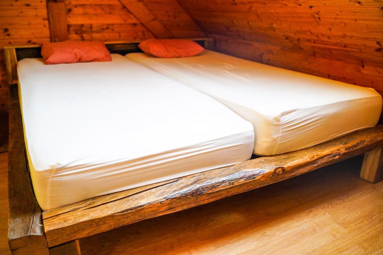 Planinarski Dom "Bijele Stijene" Mountain Lodge Tuk Vojni Εξωτερικό φωτογραφία